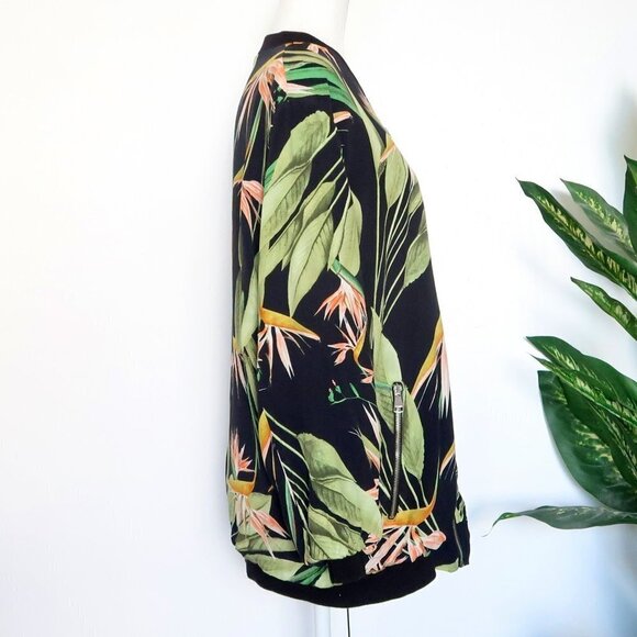 Zara Black Green Tropical Exotic Floral Oversized Bomber Jacket Size Medium - Picture 7 of 13
